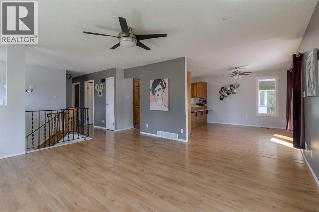 1010 22 Avenue, Coaldale, Alberta  T1M 1B6 - Photo 13 - A2316960