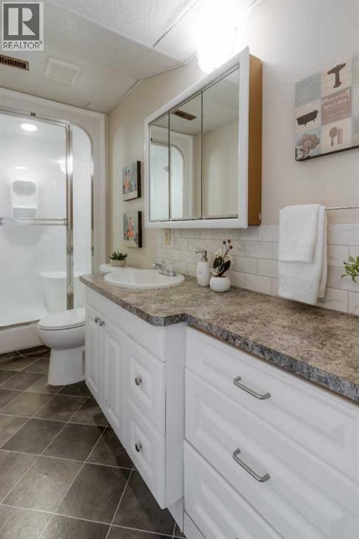 1010 22 Avenue, Coaldale, Alberta  T1M 1B6 - Photo 37 - A2316960