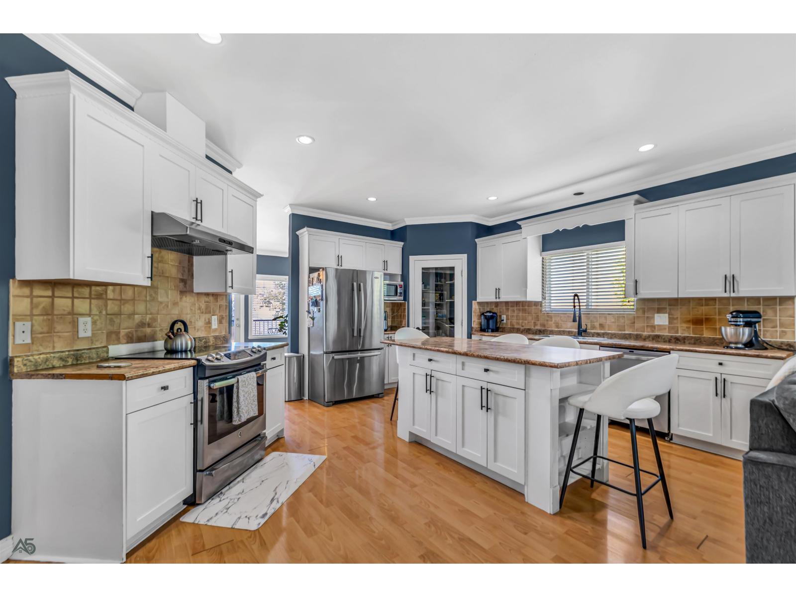 Listing image 11
