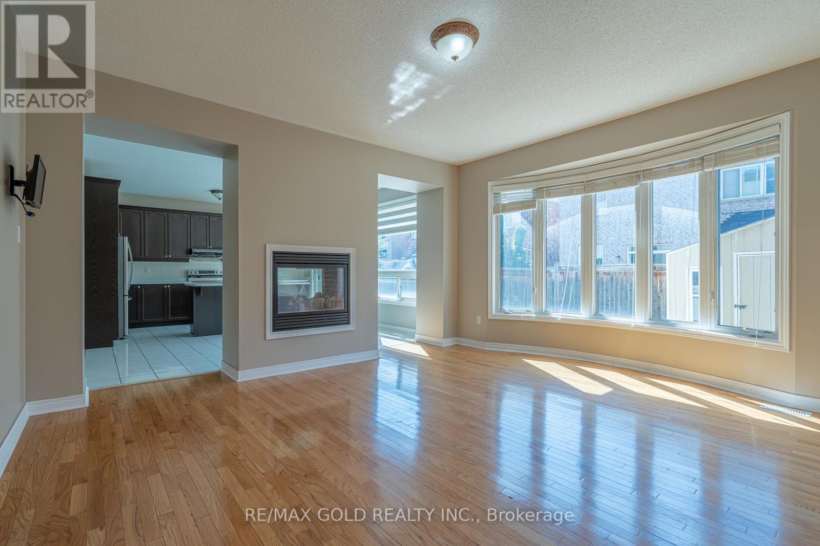 428 Father Tobin Road, Brampton, Ontario  L6R 0S2 - Photo 9 - W13233146