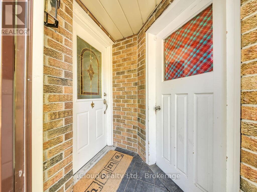 41 Mount Pleasant Drive, Brampton, Ontario  L9Z 2P3 - Photo 6 - W13240806