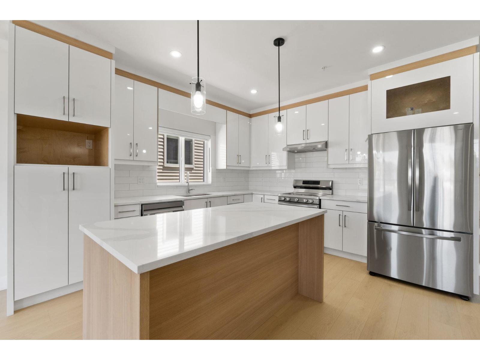 32539 Higginbottom Court, Mission, British Columbia  V2V 2T7 - Photo 7 - R3131765