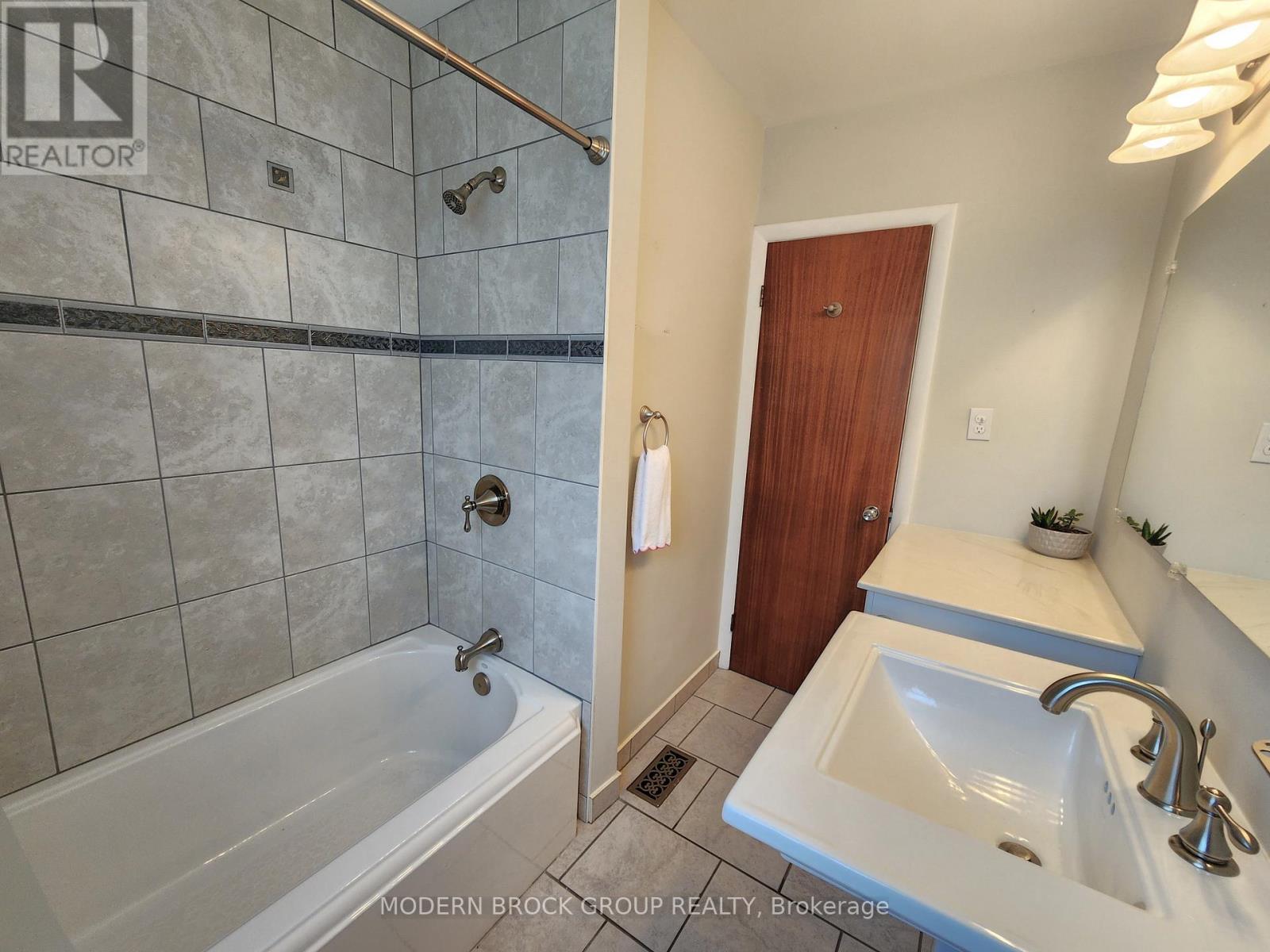 2 Woodlawn Place, Brockville, Ontario  K6V 2Z2 - Photo 41 - X13245480