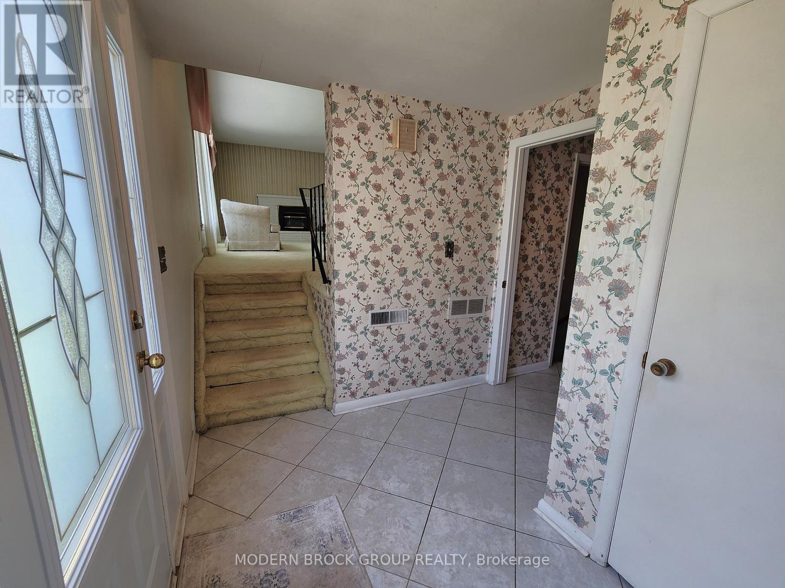 2 Woodlawn Place, Brockville, Ontario  K6V 2Z2 - Photo 9 - X13245480