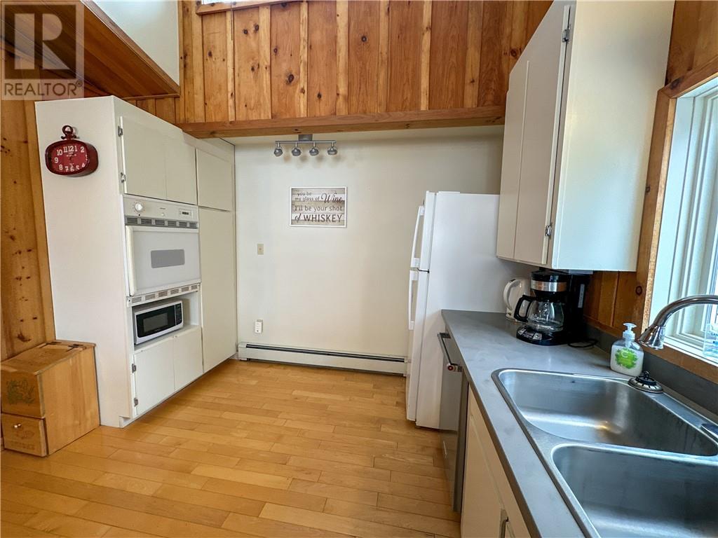 111 Mcnevin Street, Providence Bay, Ontario  P0P 1T0 - Photo 14 - 2128238