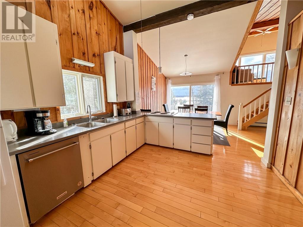 111 Mcnevin Street, Providence Bay, Ontario  P0P 1T0 - Photo 15 - 2128238