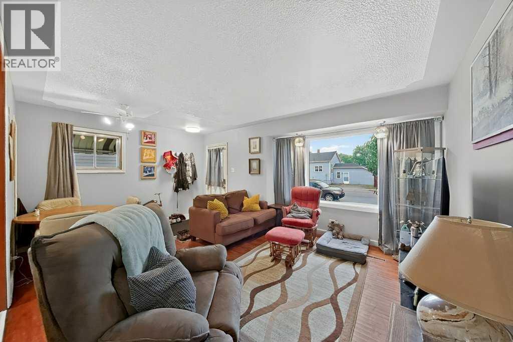 315 16 Street N, Lethbridge, Alberta  T1H 3A2 - Photo 13 - A2317396