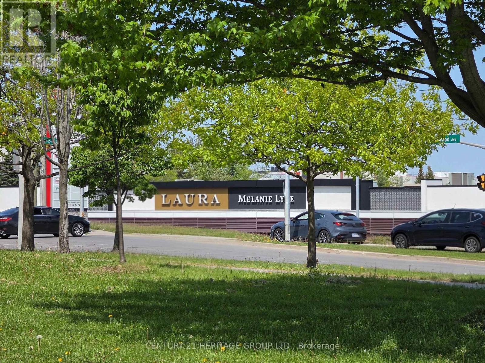 16 Coxhead Lane, Ajax, Ontario  L1T 0P4 - Photo 3 - E13178234