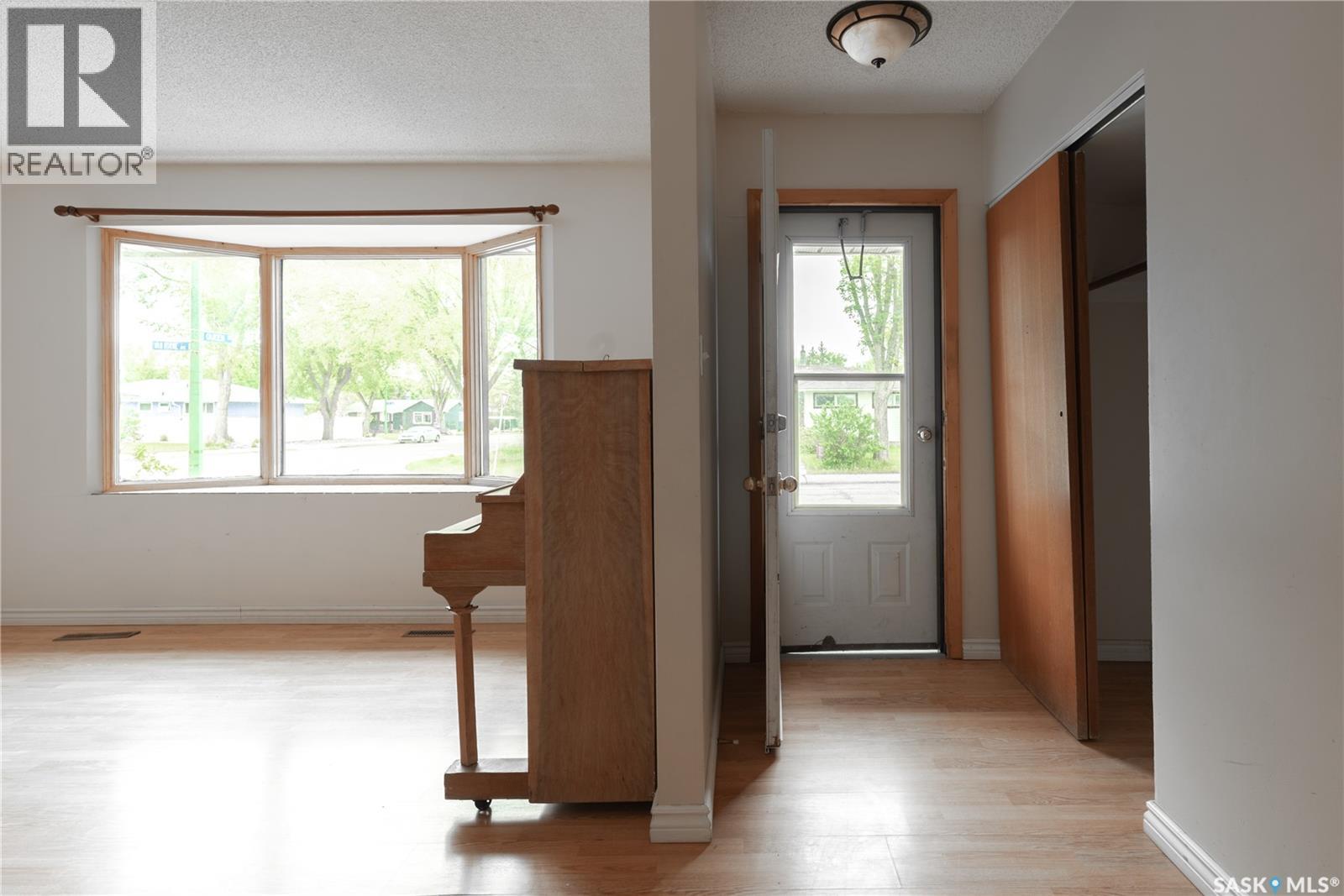 3815 Van Horne Avenue, Regina, Saskatchewan  S4S 1M5 - Photo 7 - SK038266