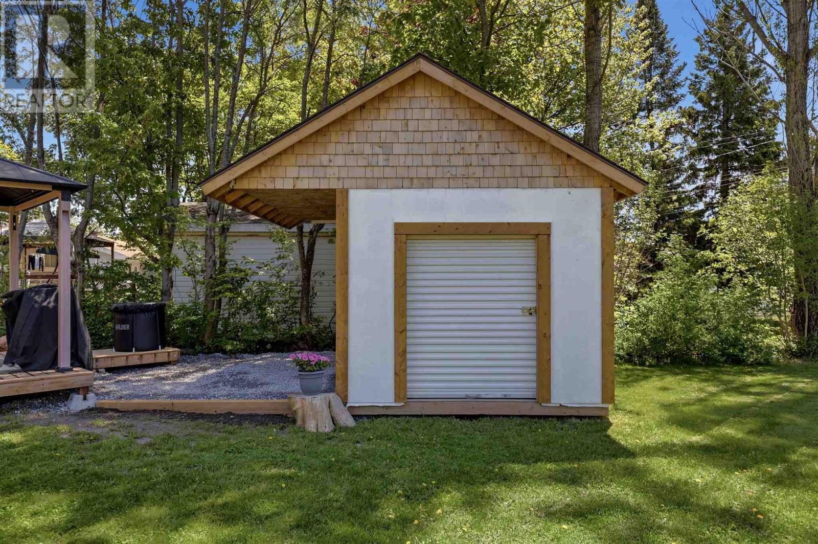 54 Wayne Ct, Sault Ste. Marie, Ontario  P6A 4S4 - Photo 38 - SM261317