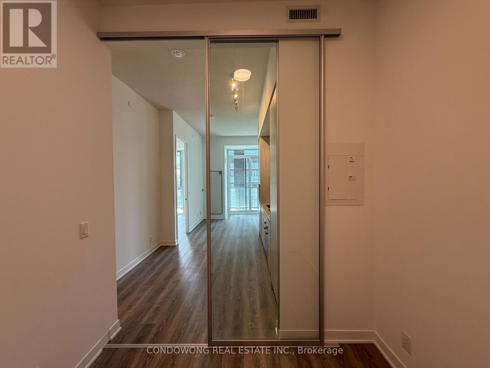 2509 - 180 Front Street E, Toronto, Ontario  M5A 0A9 - Photo 8 - C13245506