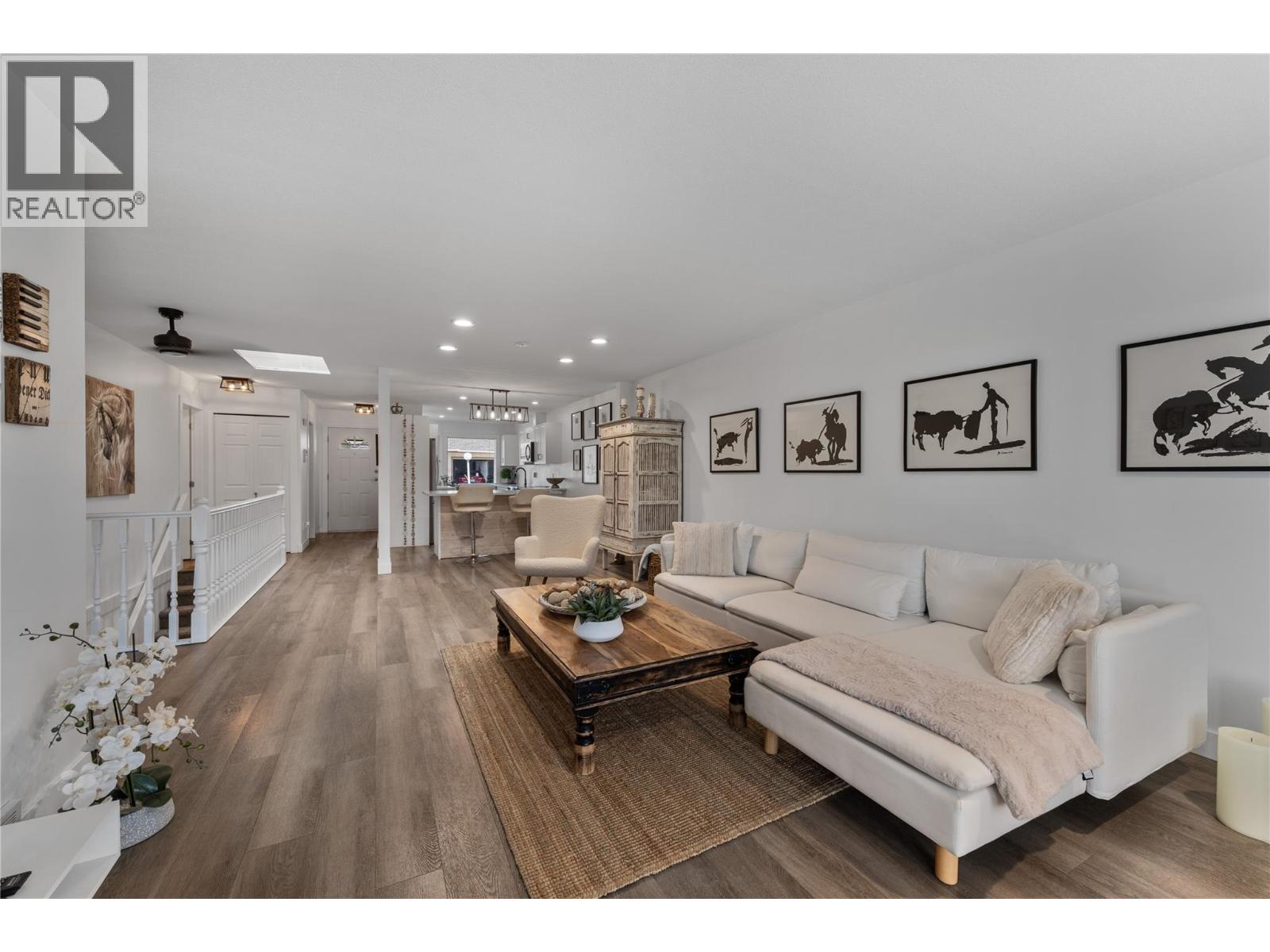1874 Parkview Crescent Unit# 3, Kelowna, British Columbia  V1X 7G6 - Photo 5 - 10390181