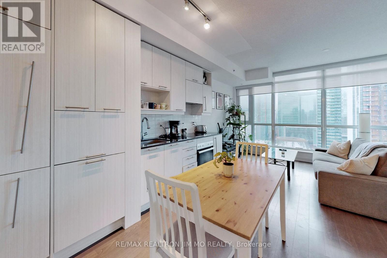 2105 - 199 Richmond Street W, Toronto, Ontario  M5V 0H4 - Photo 15 - C13245570