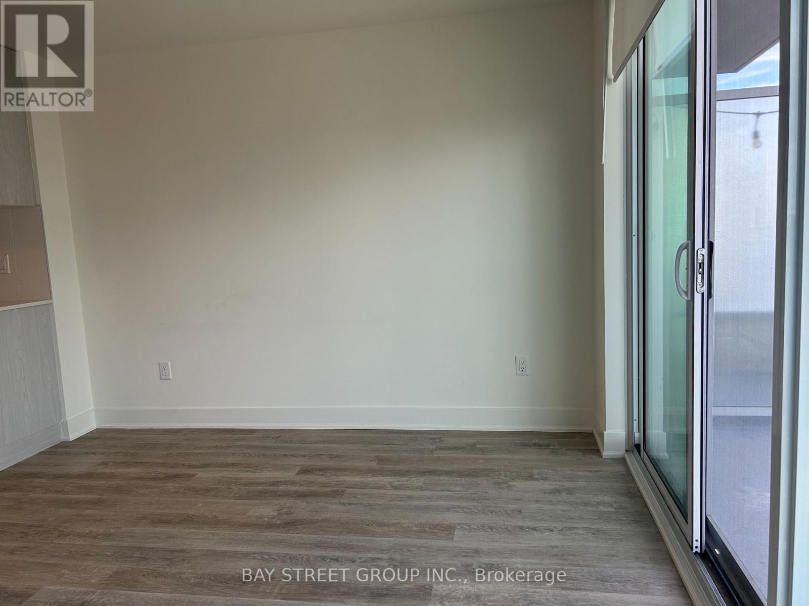 612 - 185 Deerfield Drive, Newmarket, Ontario  L3Y 0G7 - Photo 9 - N13245578