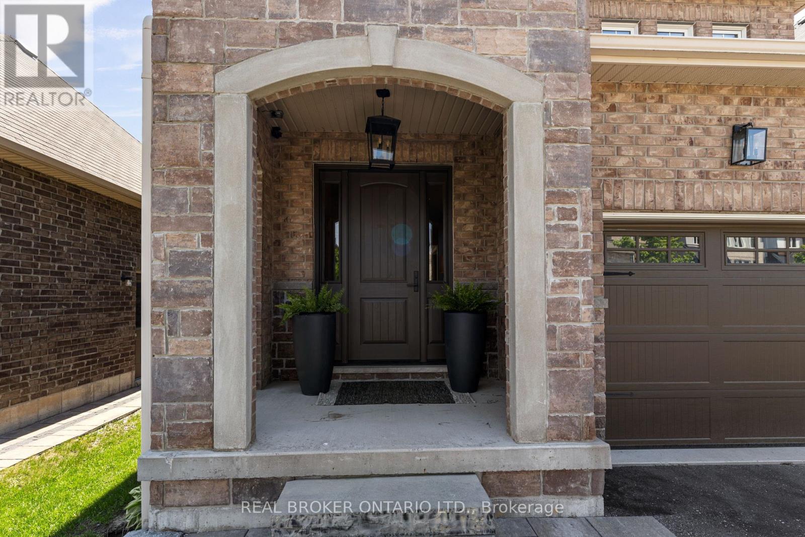 3047 Stone Ridge Boulevard, Orillia, Ontario  L3V 8J5 - Photo 2 - S13245496