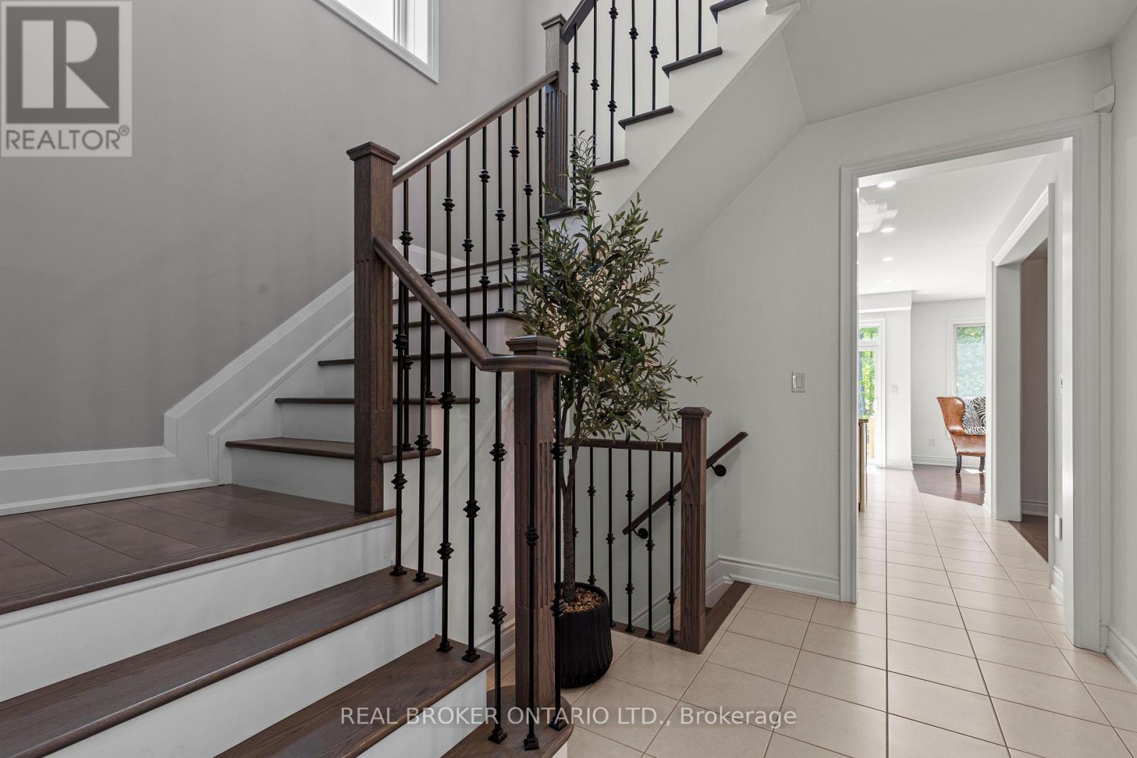 3047 Stone Ridge Boulevard, Orillia, Ontario  L3V 8J5 - Photo 5 - S13245496