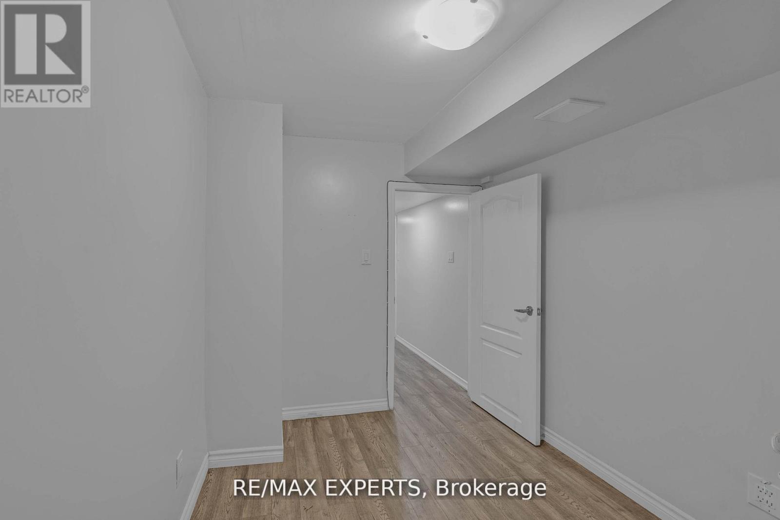 22 Hoover Road, Brampton, Ontario  L7A 4L2 - Photo 35 - W13245522
