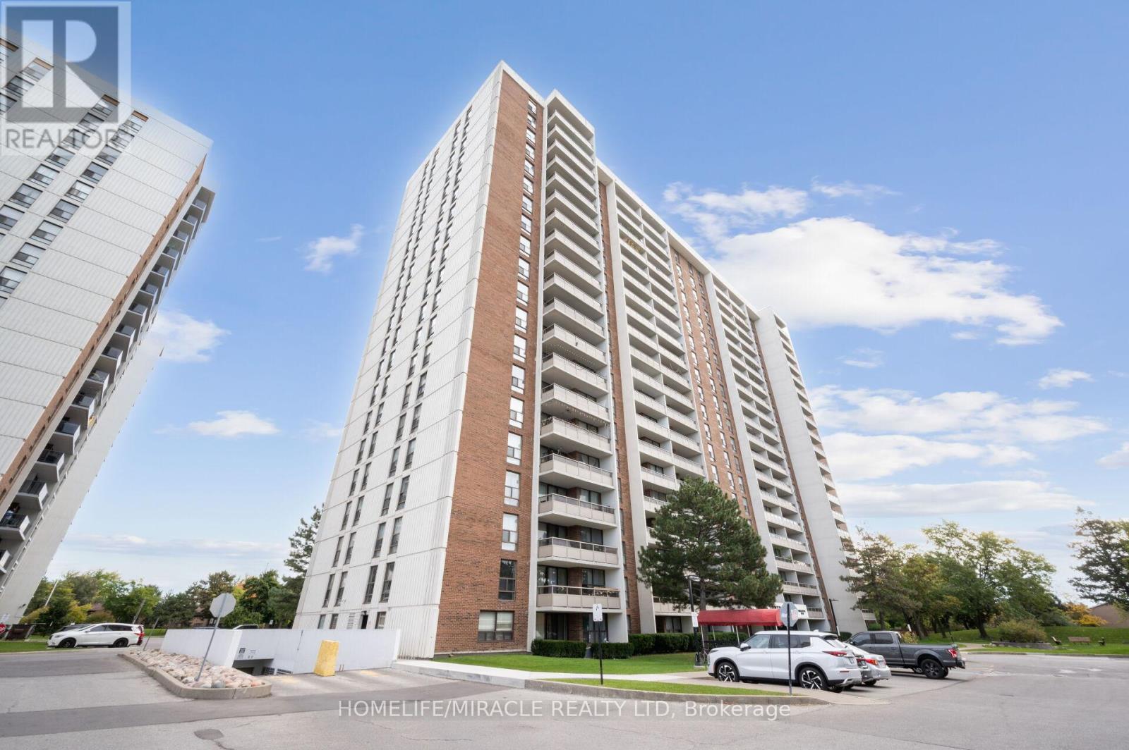 1511 - 4 KINGS CROSS ROAD, Brampton, Ontario