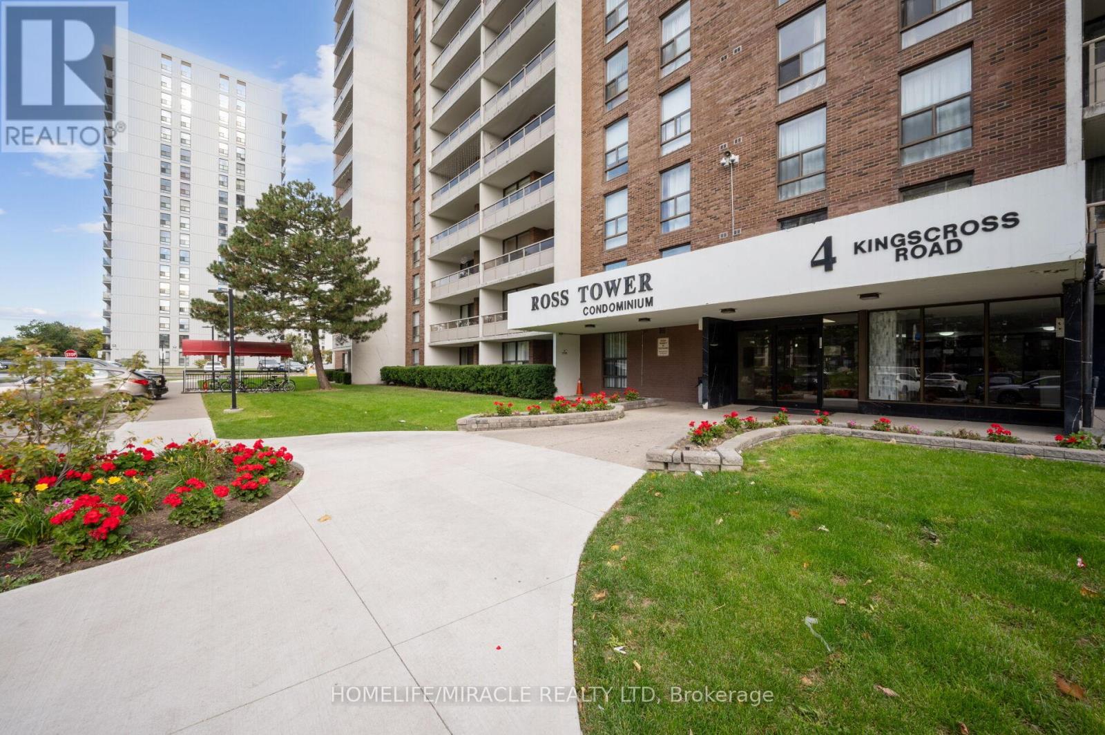 1511 - 4 Kings Cross Road, Brampton, Ontario  L6T 3X8 - Photo 3 - W13245530