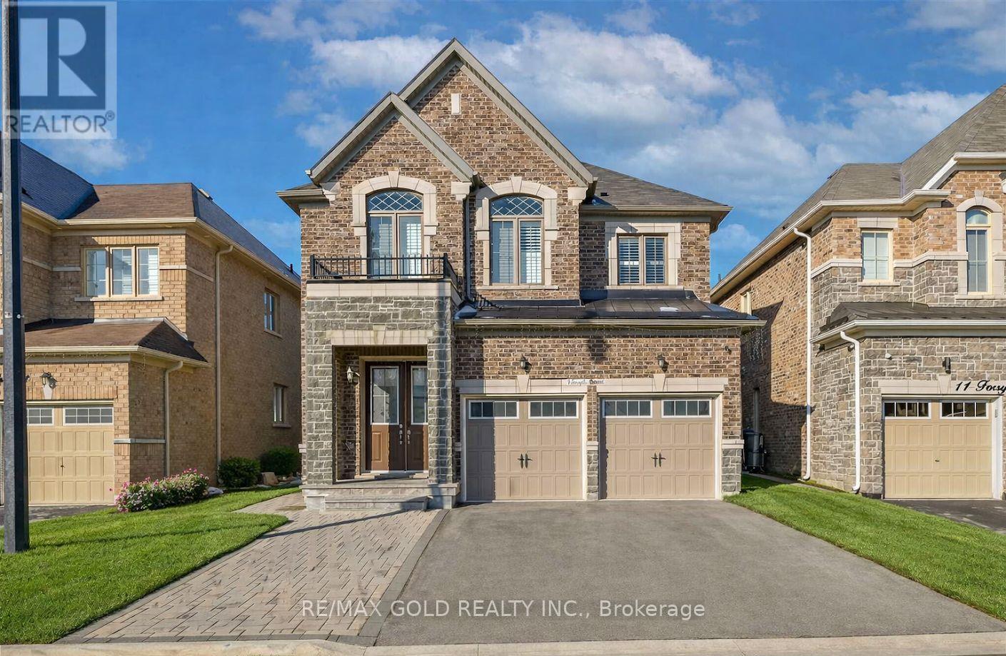 9 FORSYTH CRESCENT, Brampton, Ontario