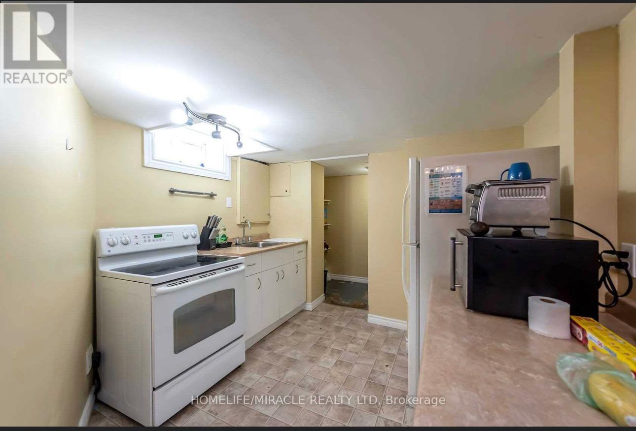 Bsmt - 90 Tupper Drive, Thorold, Ontario  L2V 4C8 - Photo 8 - X13245528