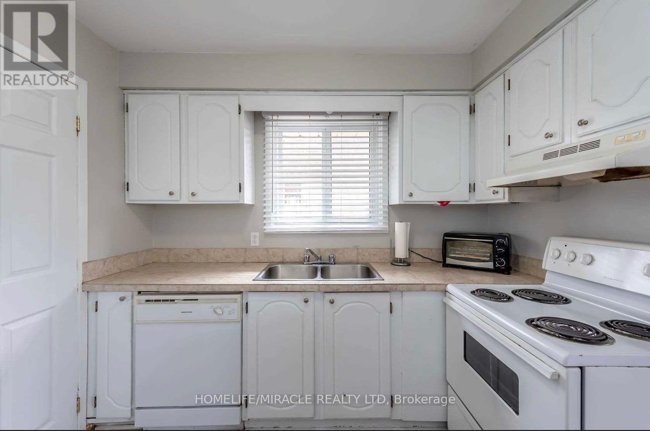 Main - 90 Tupper Drive, Thorold, Ontario  L2V 4C8 - Photo 3 - X13245582