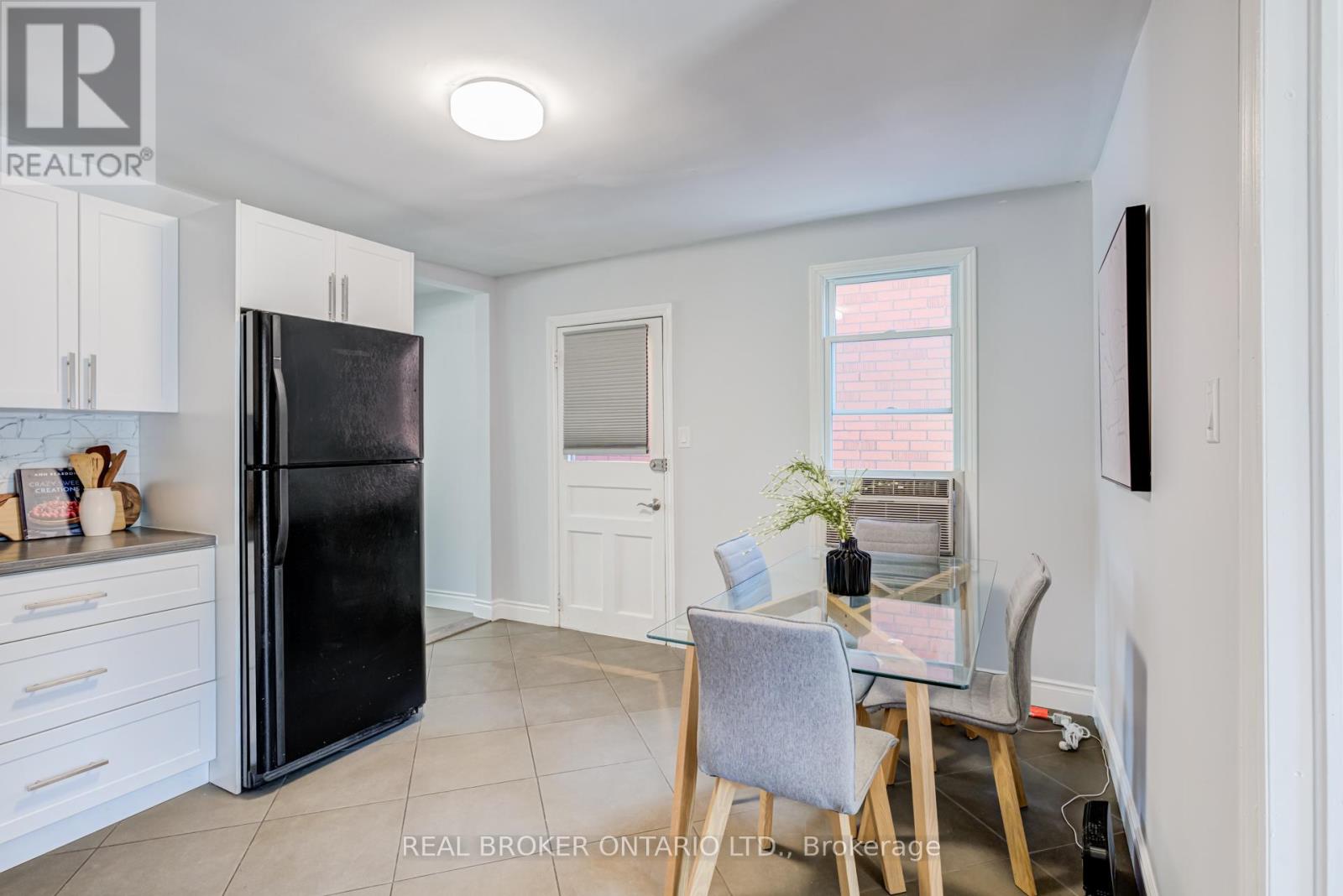 127 Barnesdale Avenue N, Hamilton, Ontario  L8L 6S8 - Photo 12 - X13245596