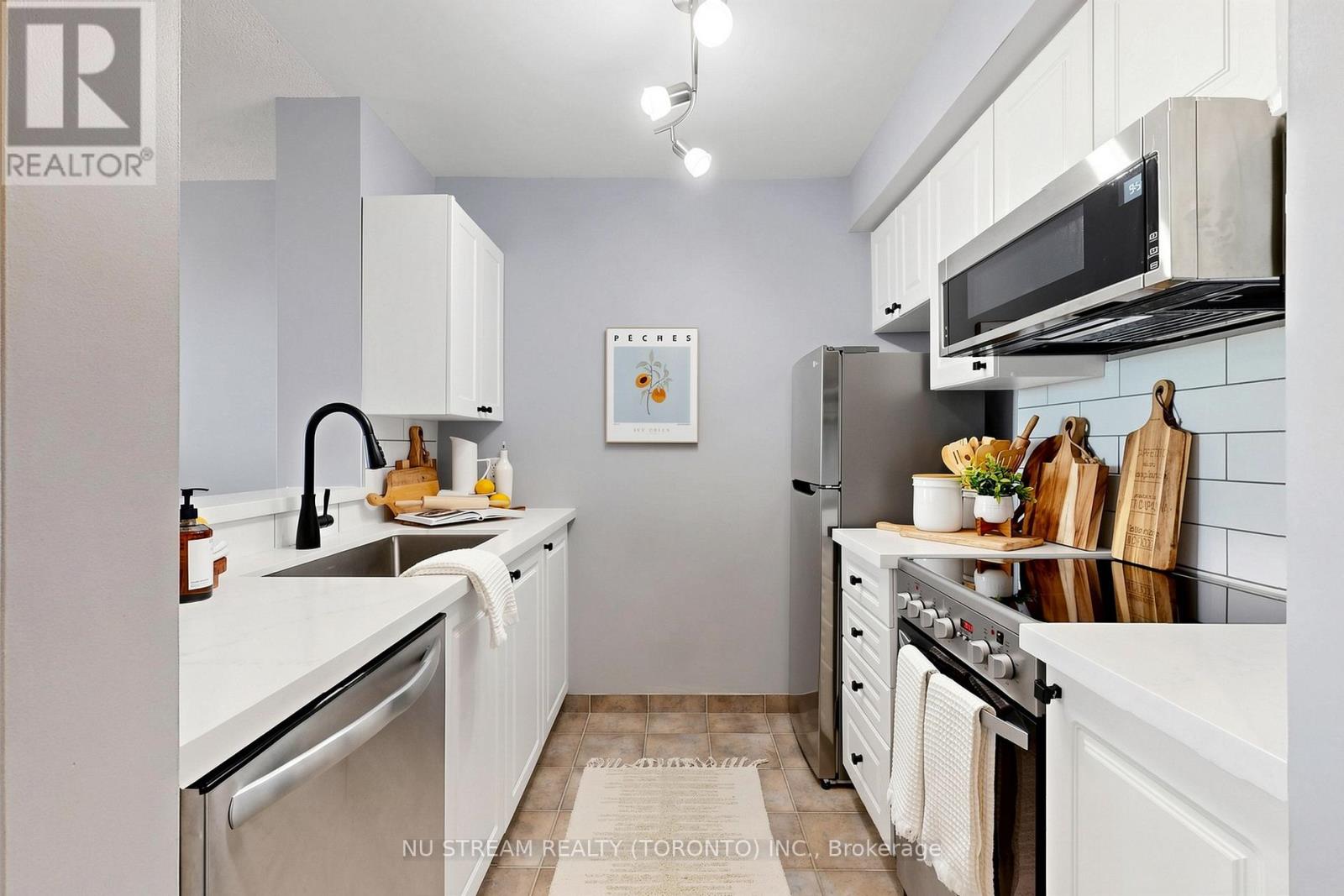 1002 - 1 Lee Centre Drive, Toronto, Ontario  M1H 3J2 - Photo 14 - E13238460