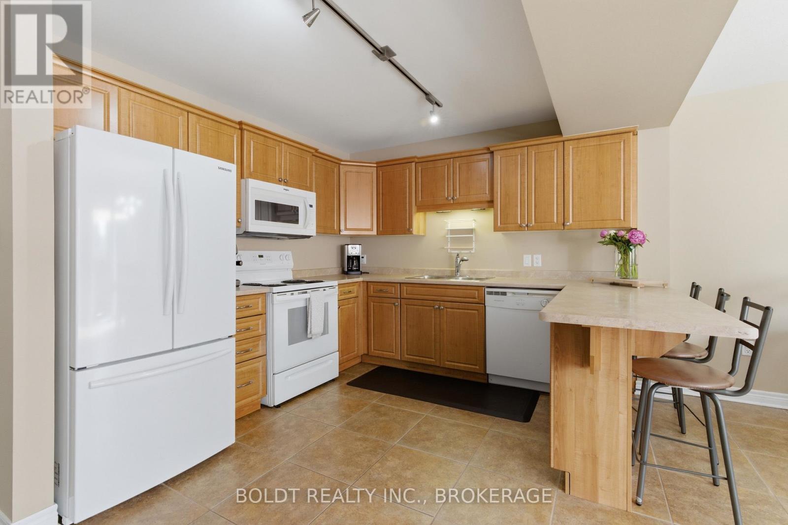 10 Flynn Court, St. Catharines, Ontario  L2R 6P9 - Photo 16 - X13245644