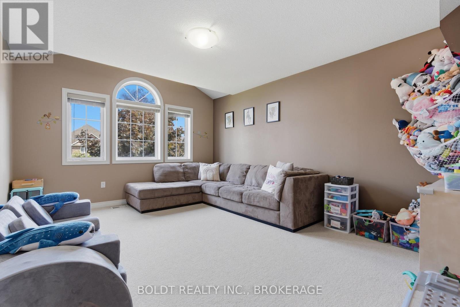 10 Flynn Court, St. Catharines, Ontario  L2R 6P9 - Photo 18 - X13245644