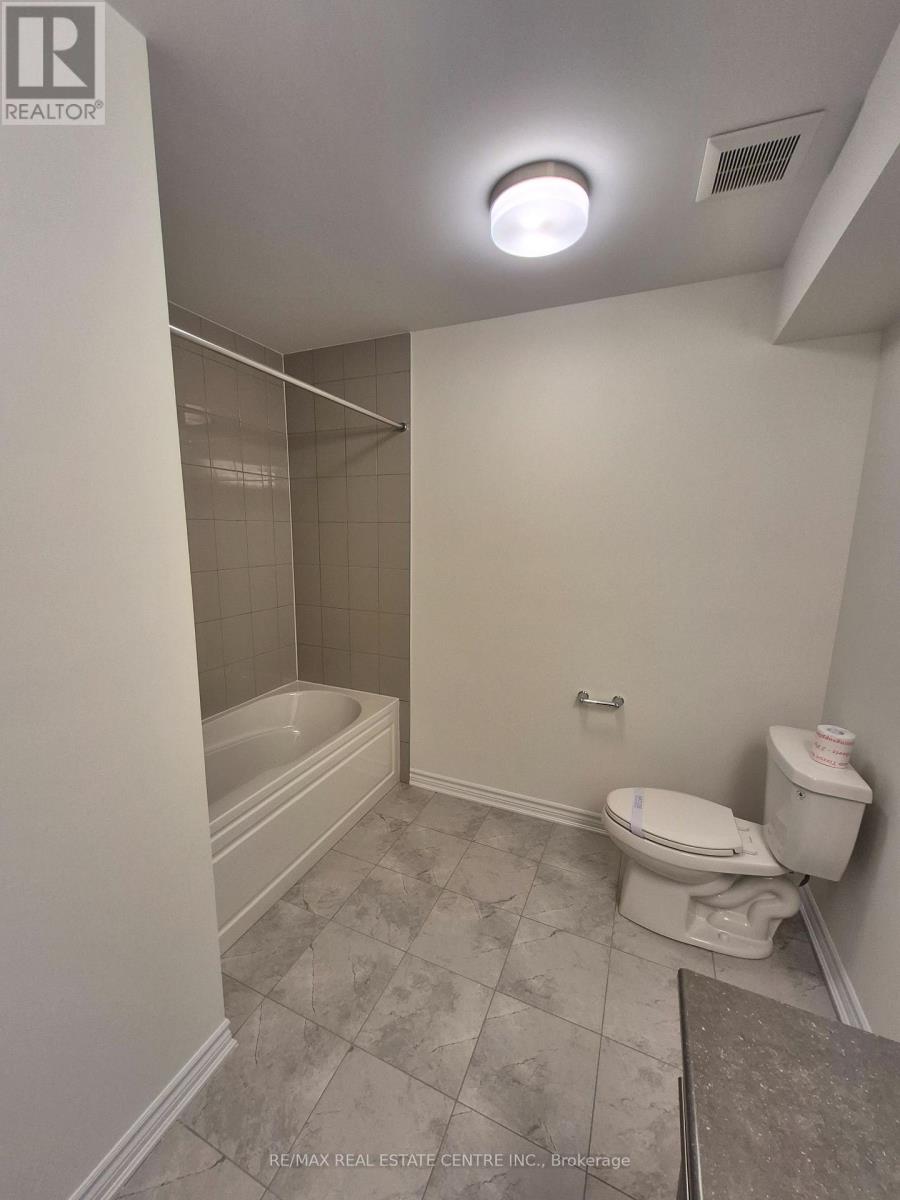 51 Thornbird Crescent, Brampton, Ontario  L7A 0B8 - Photo 21 - W13220730