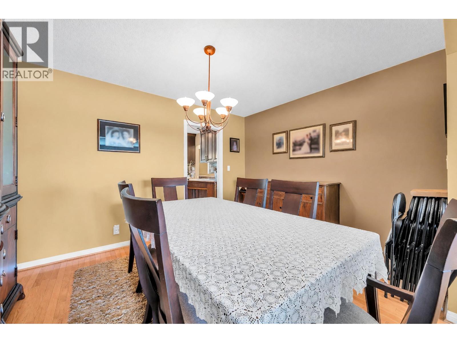 6655 - 6657 Aubrey Street, Burnaby, British Columbia  V5B 2E3 - Photo 16 - R3132571