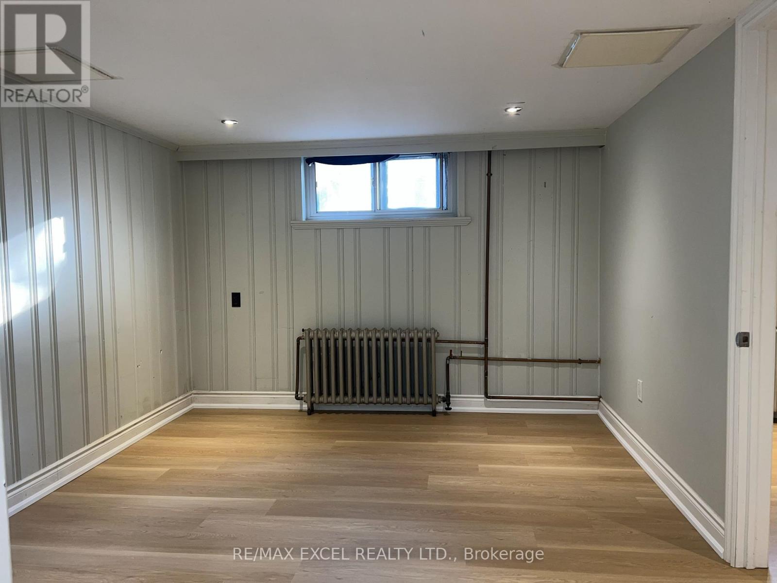Basement - 1284 Pharmacy Avenue, Toronto, Ontario  M1R 2J2 - Photo 2 - E13245626
