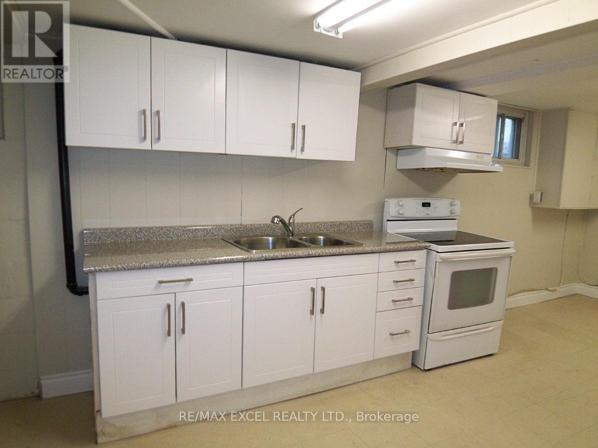 Basement - 1284 Pharmacy Avenue, Toronto, Ontario  M1R 2J2 - Photo 3 - E13245626
