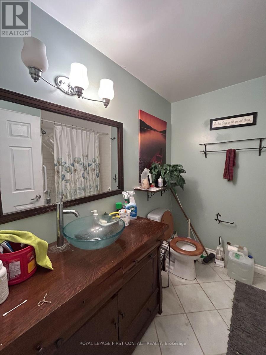 1041 Welch Road, Minden Hills, Ontario  K0M 2K0 - Photo 15 - X12812604