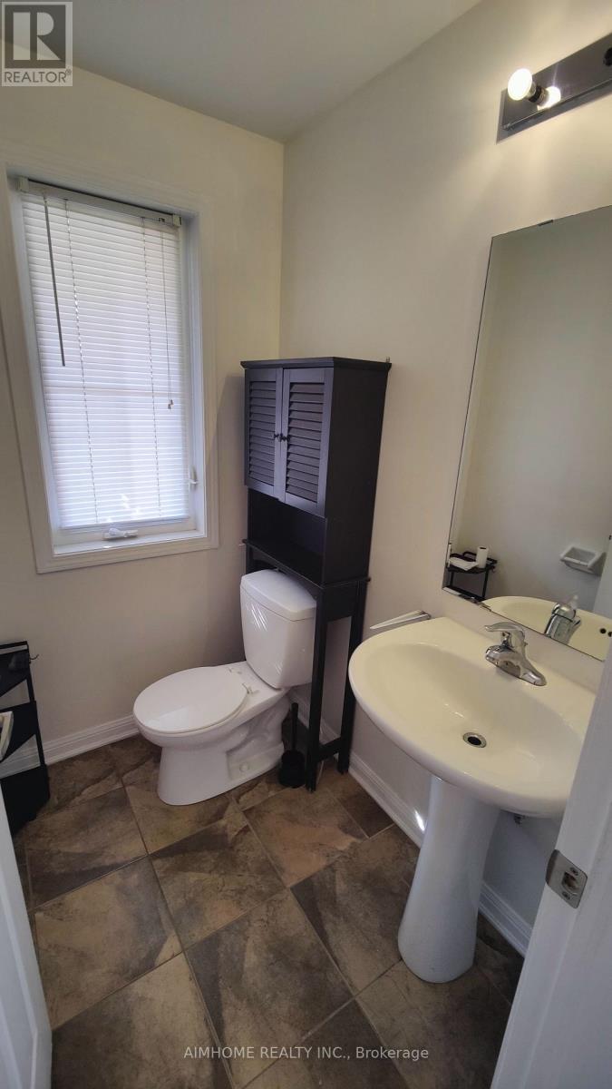 382 Mcjannett Avenue, Milton, Ontario  L9T 7T8 - Photo 6 - W13245628