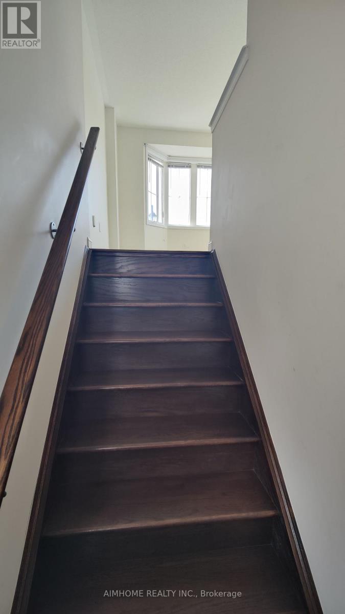 382 Mcjannett Avenue, Milton, Ontario  L9T 7T8 - Photo 7 - W13245628
