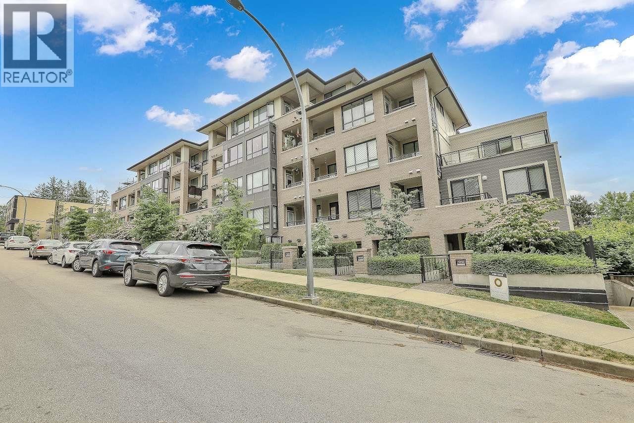 304 1306 Fifth Avenue, New Westminster, British Columbia  V3M 0K5 - Photo 2 - R3132390