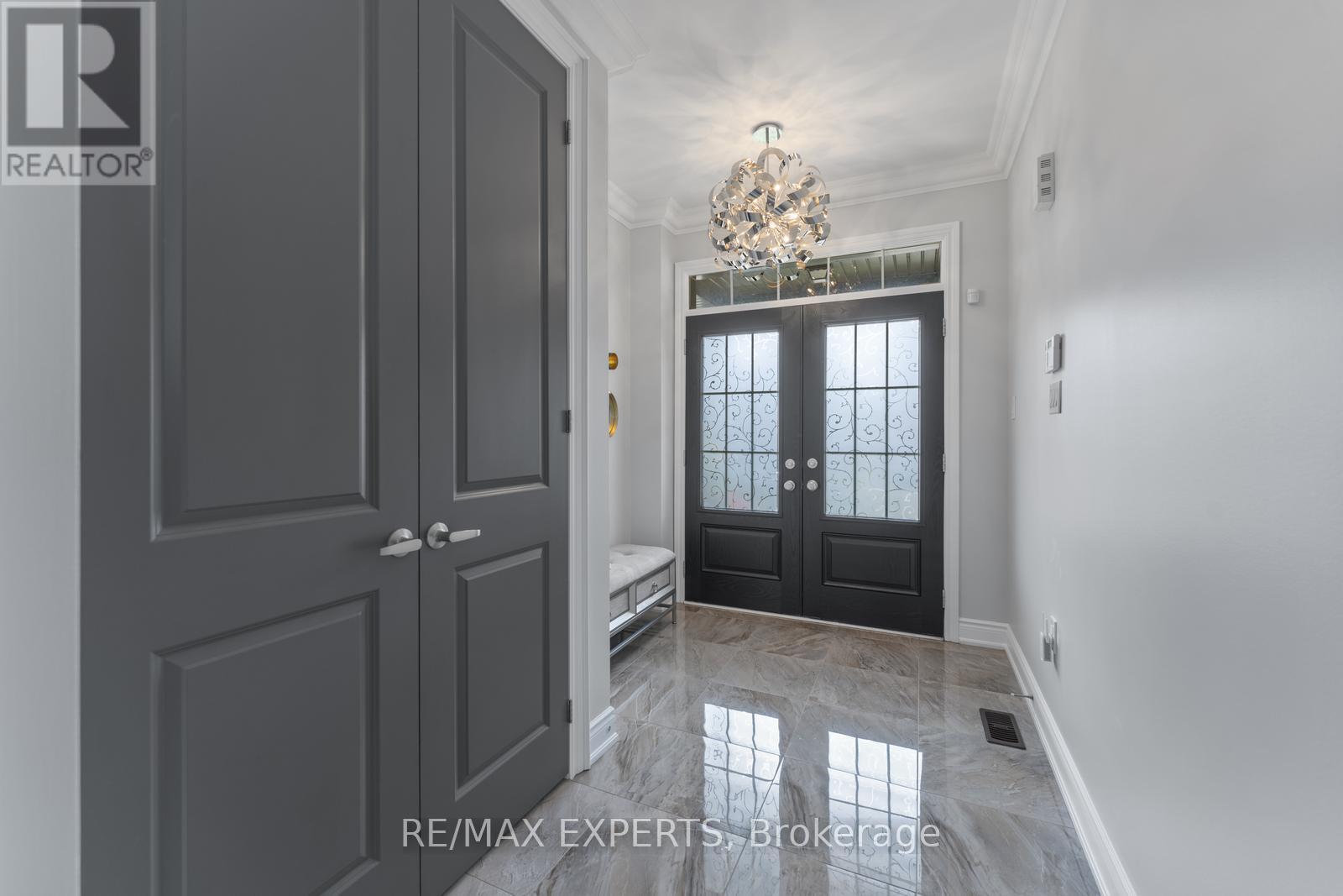 30 Zenith Avenue, Vaughan, Ontario  L0J 1C0 - Photo 4 - N13239096