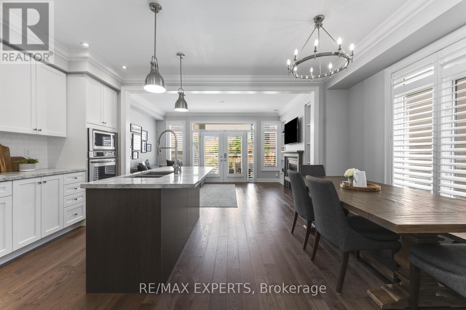 30 Zenith Avenue, Vaughan, Ontario  L0J 1C0 - Photo 6 - N13239096