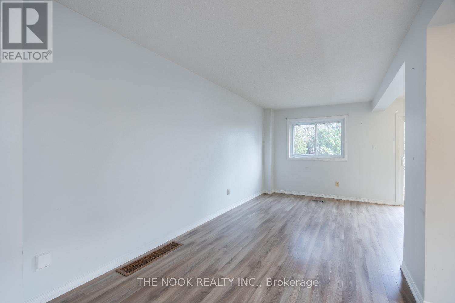 606 Cobblehill Drive, Oshawa, Ontario  L1K 1R4 - Photo 12 - E13125062