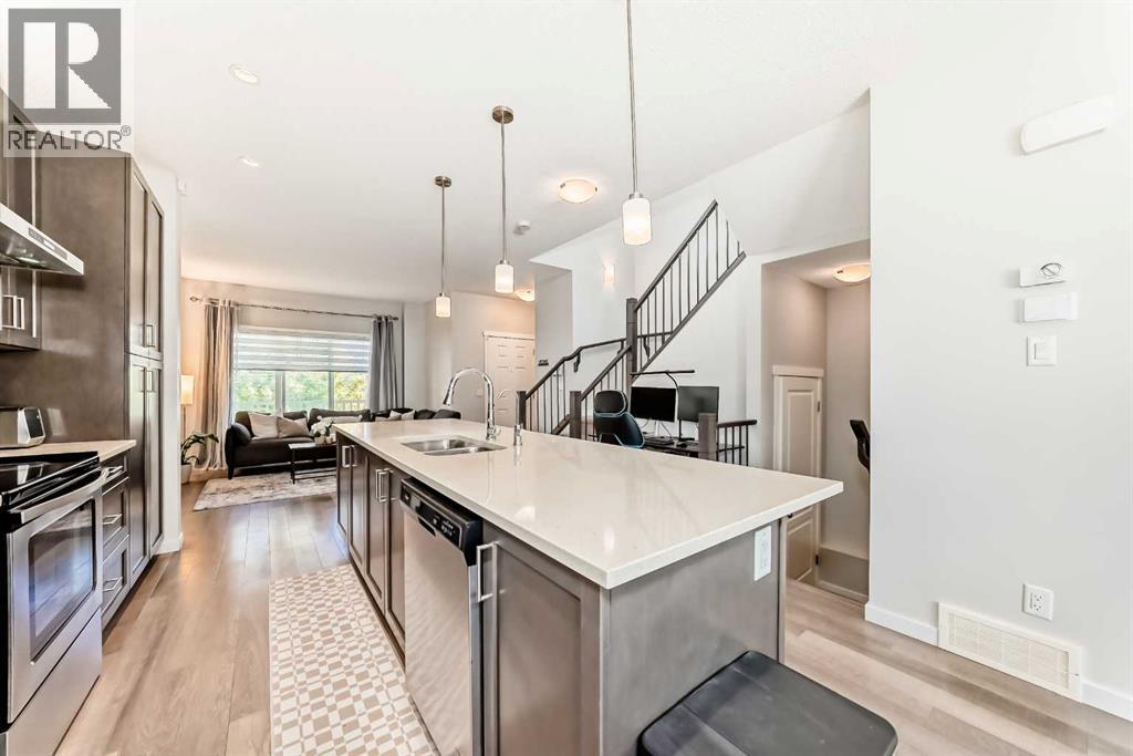 151 Copperpond Rise Se, Calgary, Alberta  T2Z 1J7 - Photo 6 - A2317812