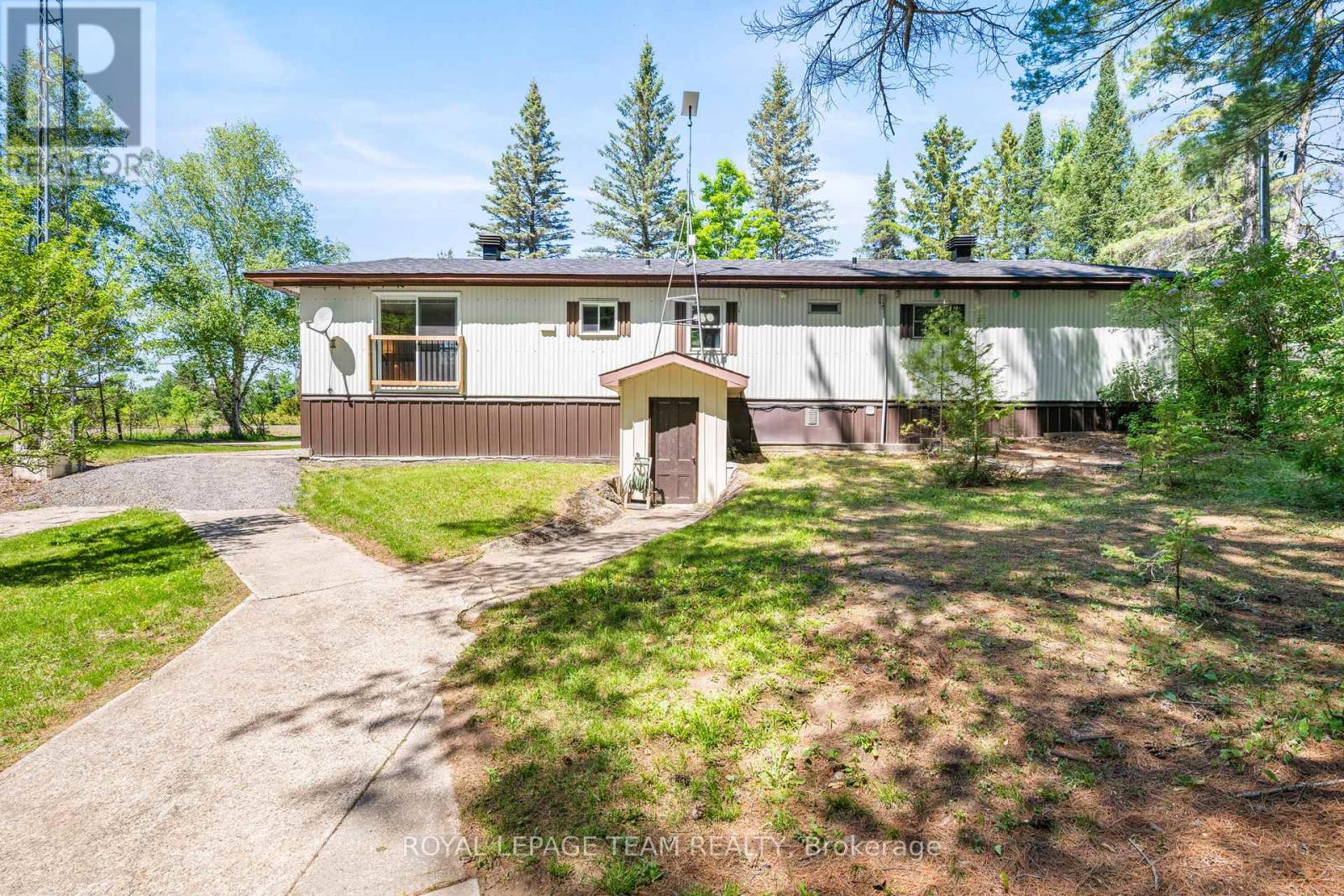 611 Burnstown Road, Mcnab/braeside, Ontario  K0A 3L0 - Photo 23 - X13245712