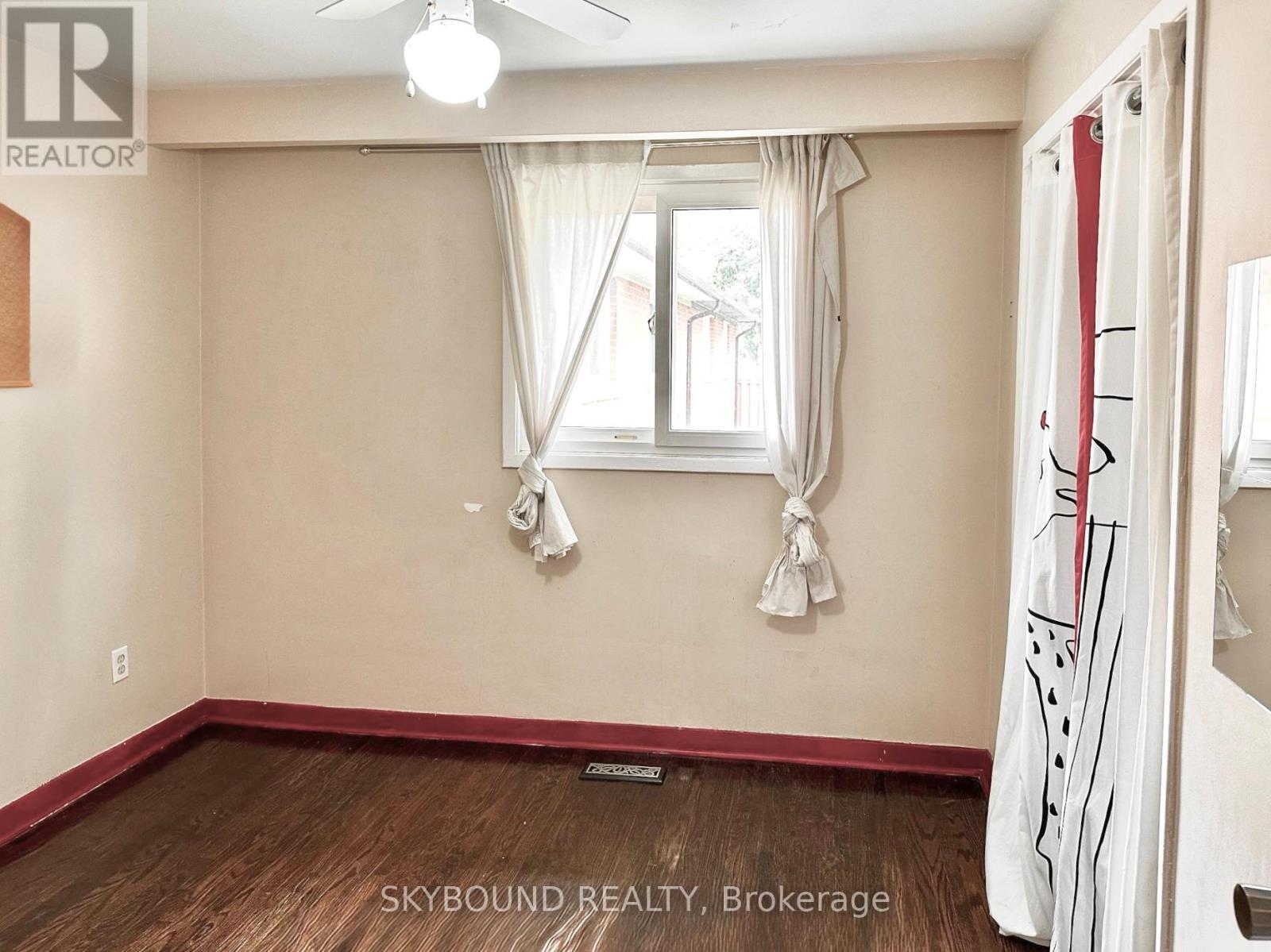 Room 3 - 33 Yatesbury Road, Toronto, Ontario  M2H 1G1 - Photo 11 - C13245672