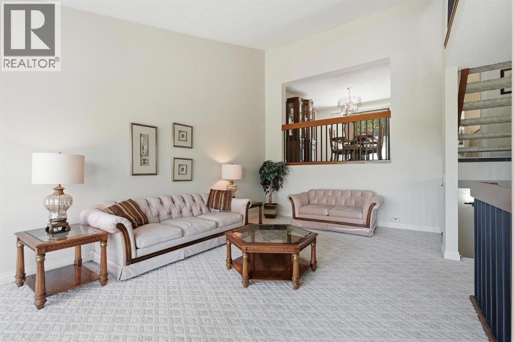 5807 Coach Hill Road SW, Calgary, Alberta  T3H 1E3 - Photo 4 - A2314860