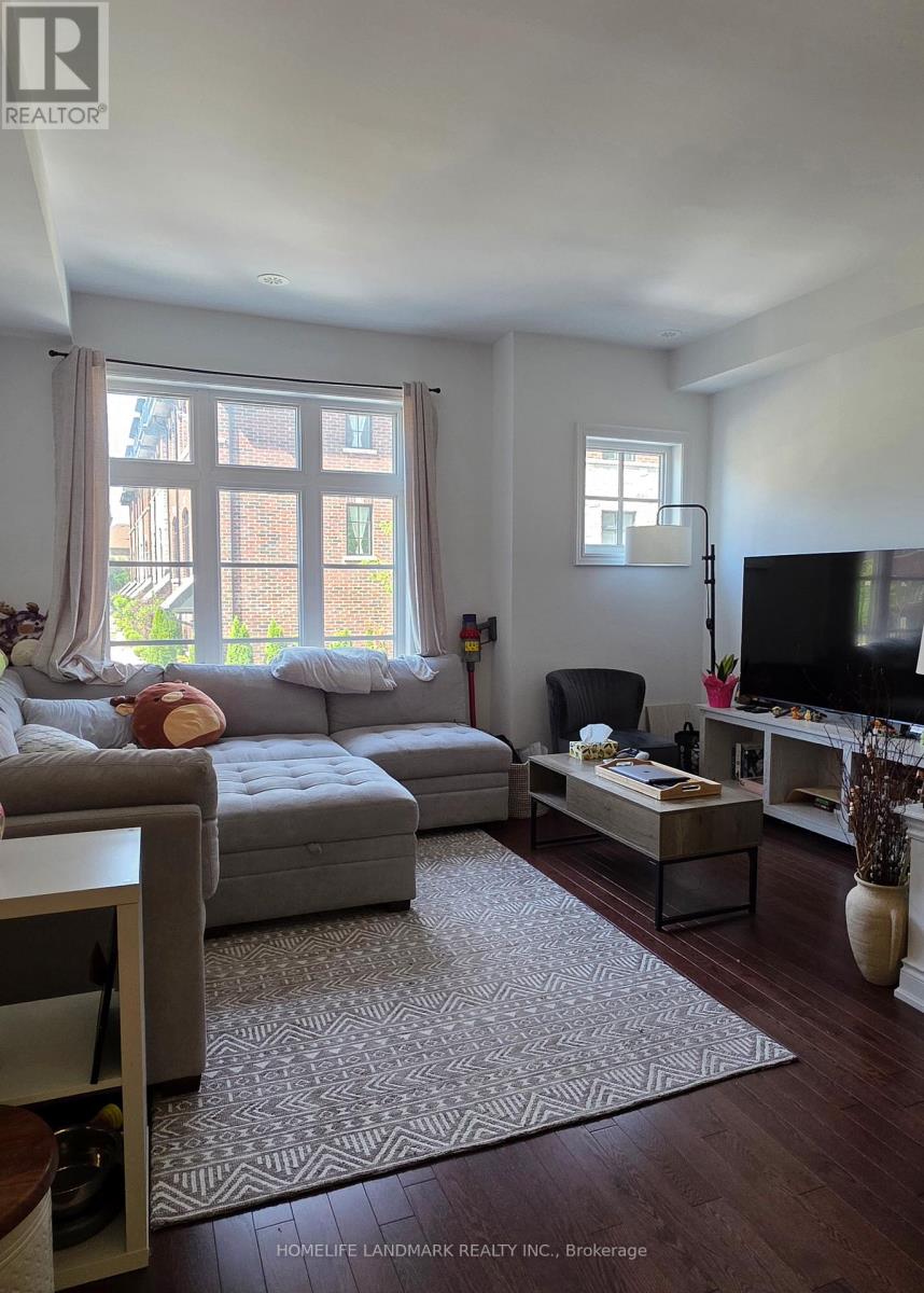 101 - 21 Wasdale Road, Mississauga, Ontario  L5M 2R2 - Photo 8 - W13238692