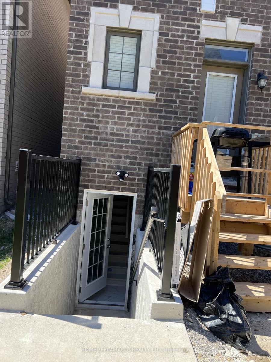 3021 Hollyberry Trail, Pickering, Ontario  L0H 1J0 - Photo 14 - E13245708