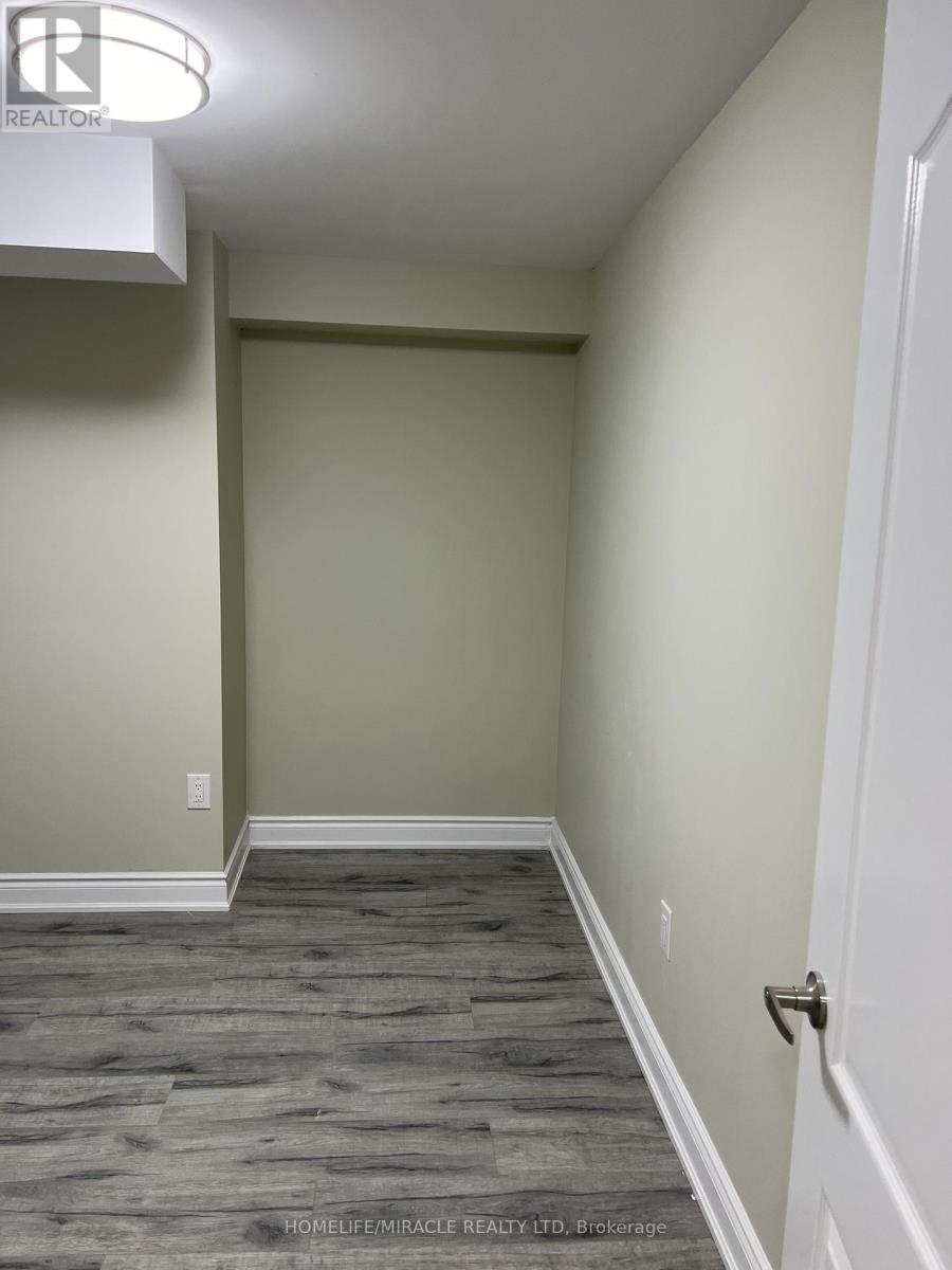 3021 Hollyberry Trail, Pickering, Ontario  L0H 1J0 - Photo 6 - E13245708