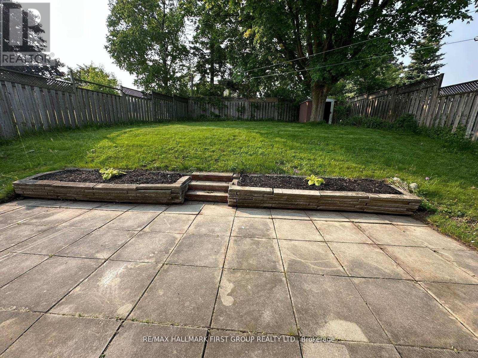 714 Tennyson Avenue, Oshawa, Ontario  L1H 3K4 - Photo 8 - E13245726
