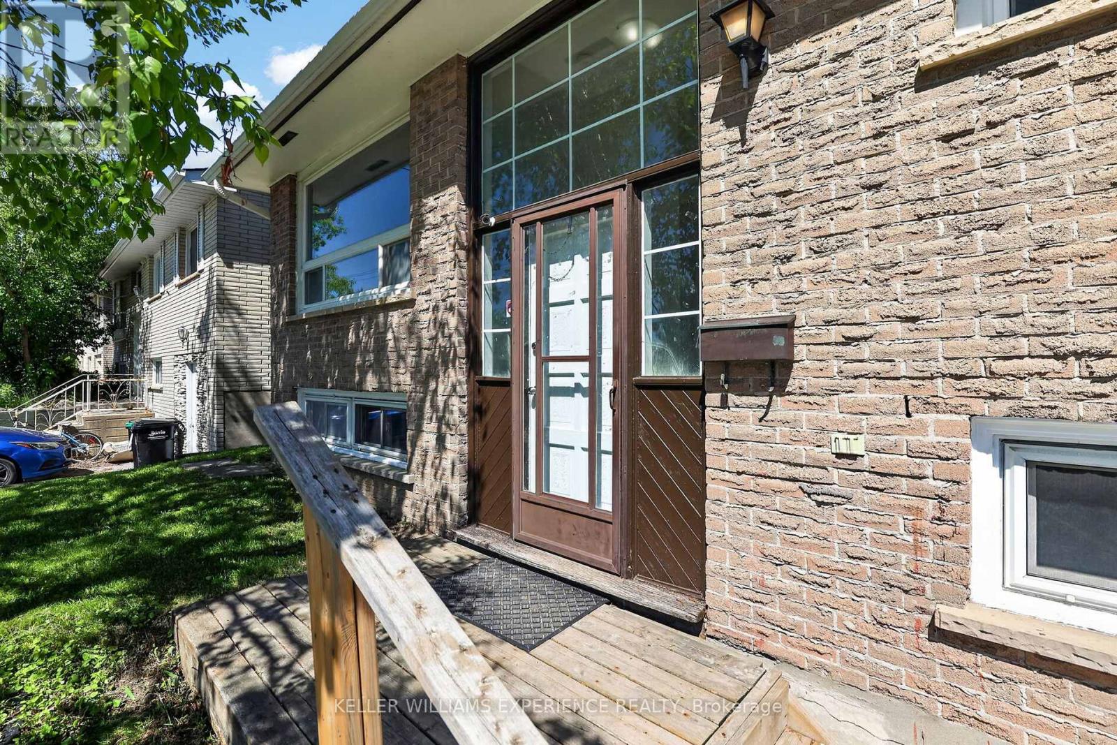 158 Cundles Road E, Barrie, Ontario  L4M 2Z9 - Photo 6 - S13245692